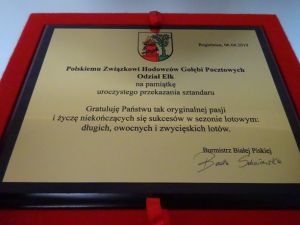 Uroczyste wręczenie i poświęcenie sztandaru Oddziału Ełk PZHGP m. Regielnica